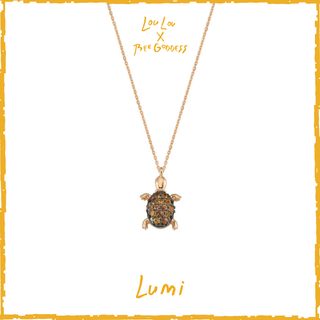 LOULOU X BEE GODDESS TURTLE ALTIN SAFİR KOLYE