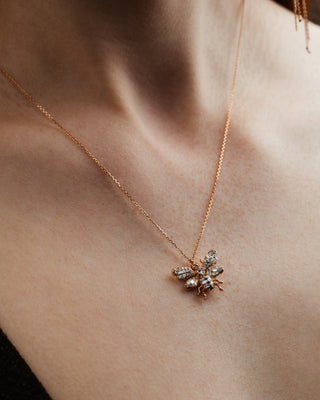 QUEEN BEE ARTEMIS GOLD DIAMOND NECKLACE