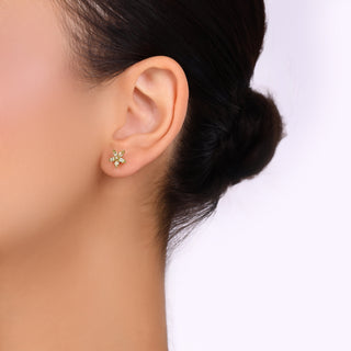 APPLE SEED POMANO GOLD DIAMOND PERIDOT SMALL SINGLE EARRING