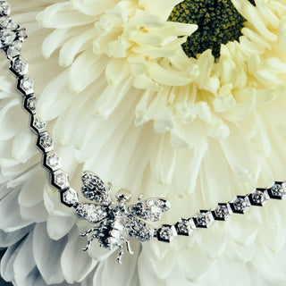 QUEEN BEE HANIA 18K GOLD DIAMOND NECKLACE